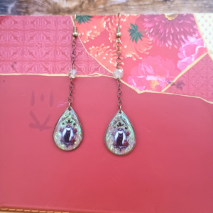 Boucles d'oreilles pendantes goutte résine illustration chat