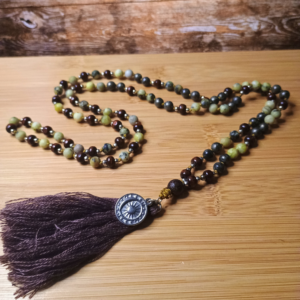 Mala 108 perles Bois, Jaspe Jaune et Pyrite. Médaille Lune Soleil