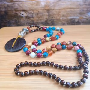 Mala Sans Peur et Sans Reproche : Mookaite, Apatite, Jaspe Rouge, Cornaline et Bois