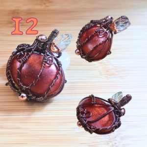 Pendentif Citrouille ronde Cuivre et Résine Cuivrée et Marron